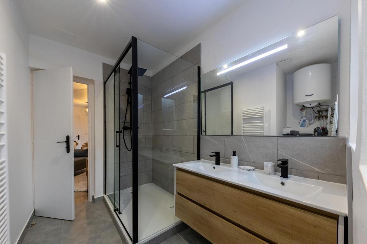 Les Appartements De Clelia Акс-ле-Терм Екстериор снимка